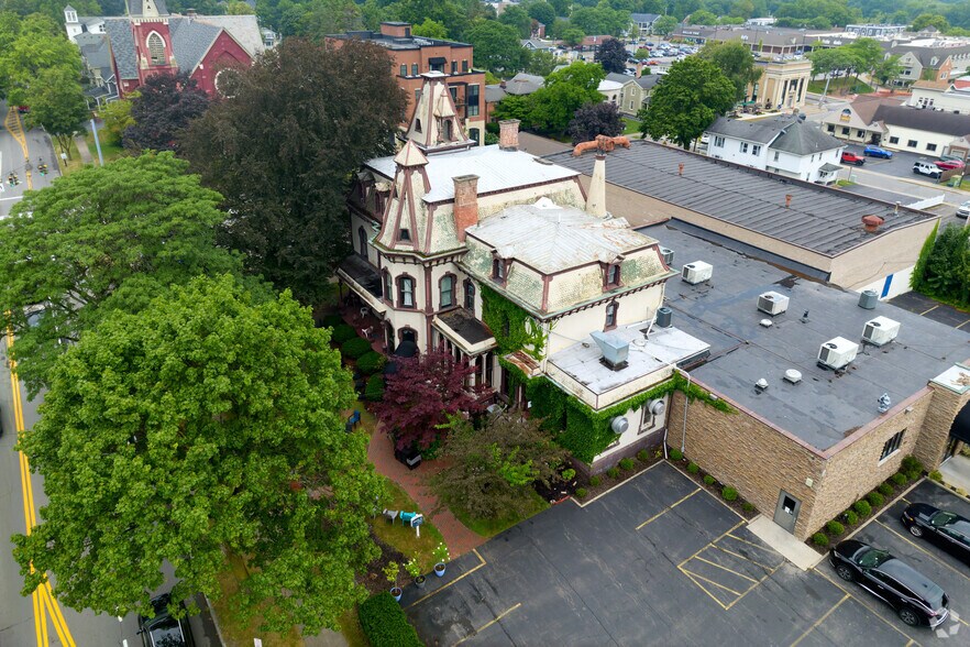 More Photos Of 1 E Church St, Fairport Restaurant For Sale