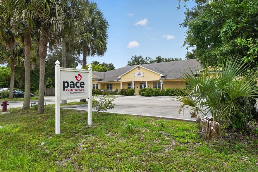 More Photos Of 3651 Virginia Ave, Fort Pierce Medical For Sale