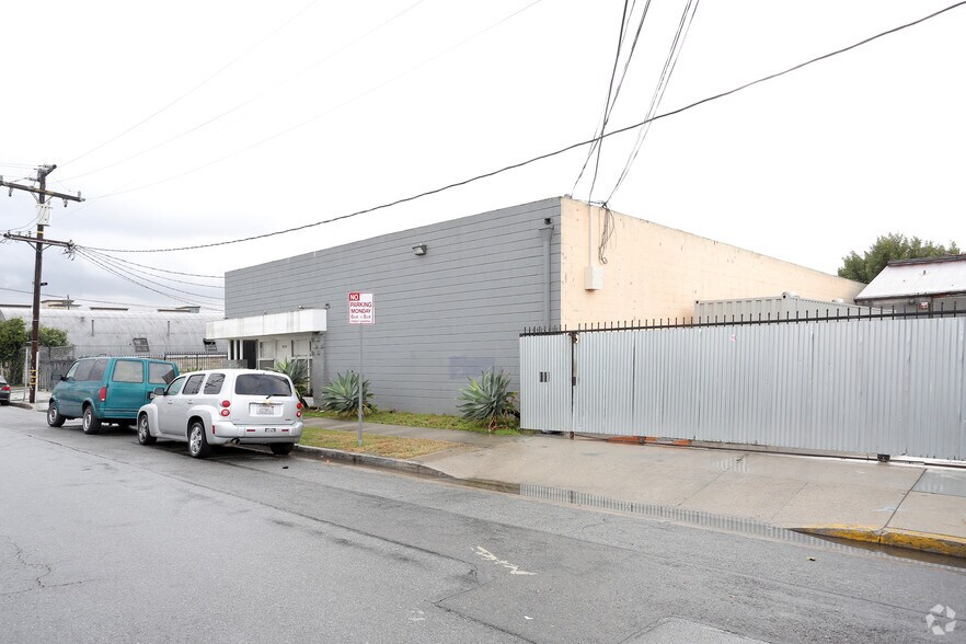 More Photos Of 1838 W 144th St, Gardena Warehouse For Sale