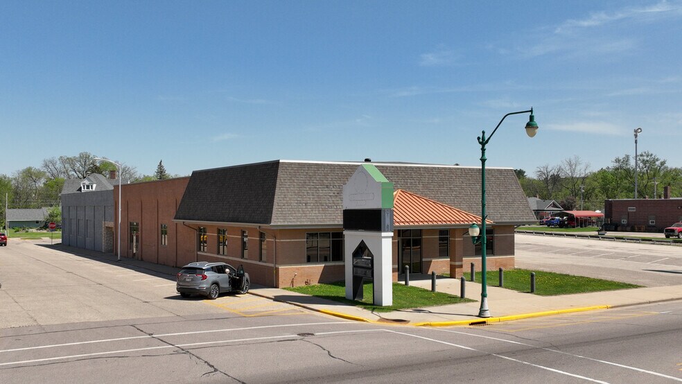 More Photos Of 36328 Main St, Whitehall Medical For Sale