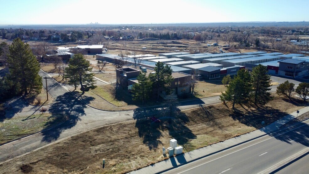 More Photos Of 5920 McIntyre St, Golden Flex For Sale