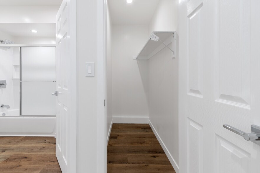 More Photos Of 44921 Trevor Ave, Lancaster Apartments For Sale