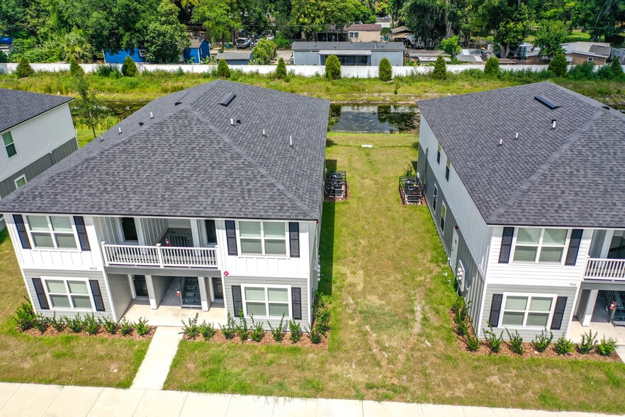 More Photos Of 9556 Hood Rd, Jacksonville Apartments For Sale