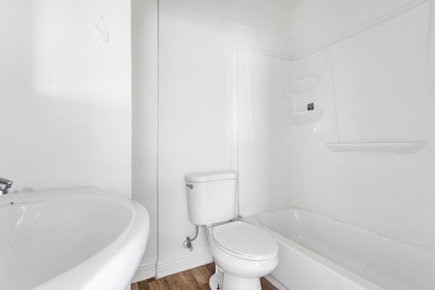 More Photos Of 815 Main St, Suisun City Apartments For Sale