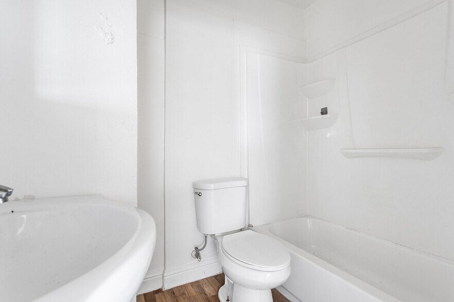 More Photos Of 815 Main St, Suisun City Apartments For Sale