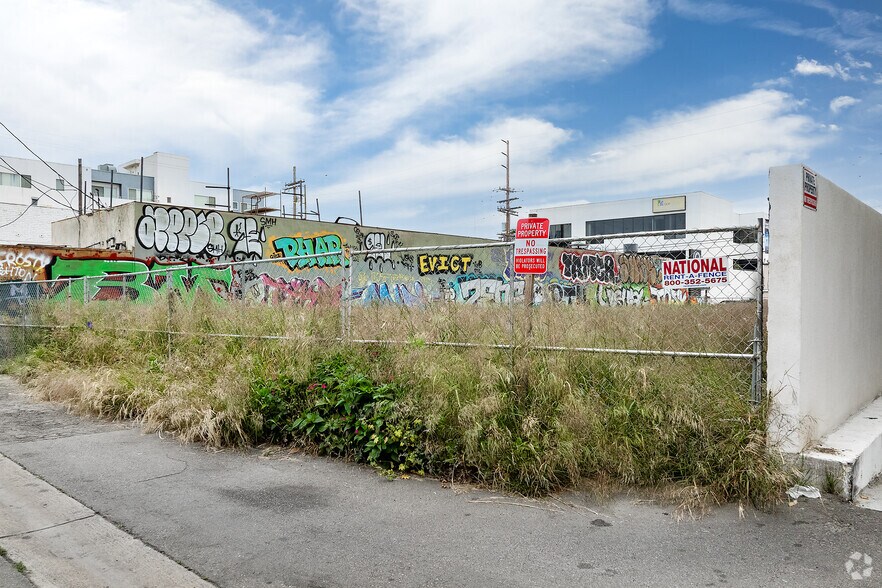 More Photos Of 1656 Sawtelle Blvd, Los Angeles Land For Sale