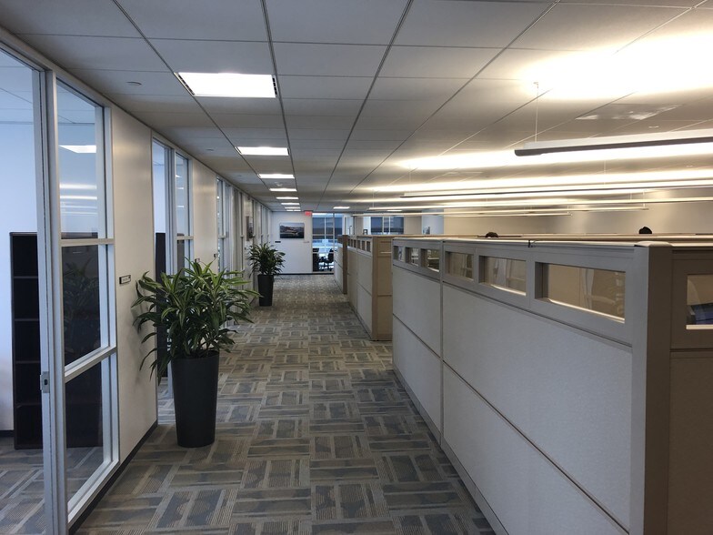 More Photos Of 15021 Katy Fwy, Houston Office For Lease