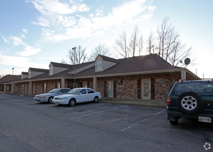 More Photos Of 5501 Winchester Rd, Memphis Office Residential For Sale