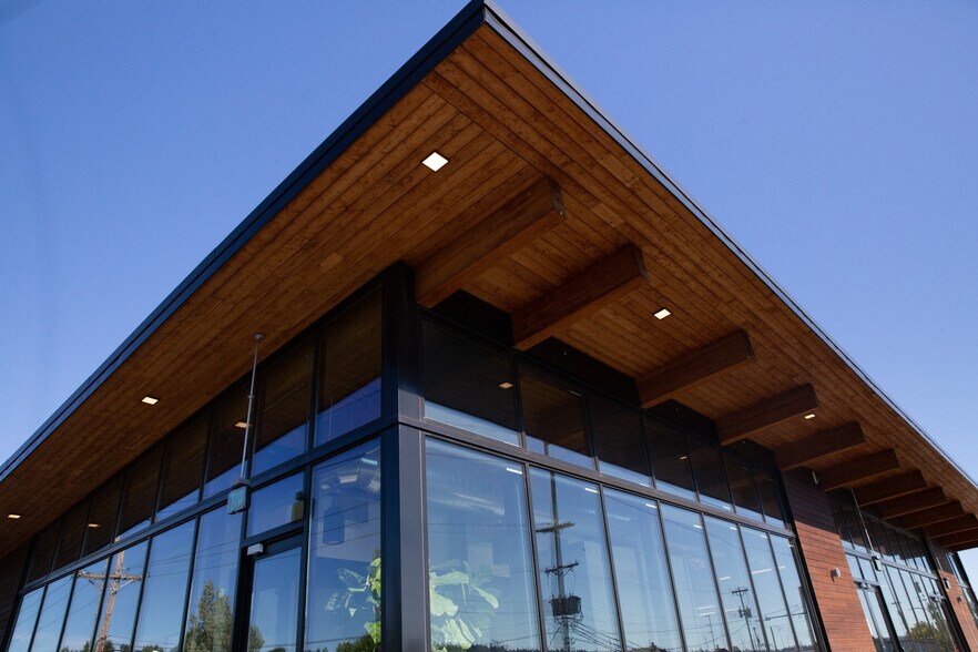 More Photos Of 1120 SE Madison St, Portland Coworking Space