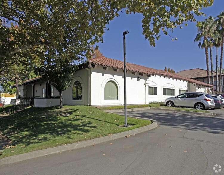 Primary Photo Of 8340 Auburn Blvd, Citrus Heights Office For Lease