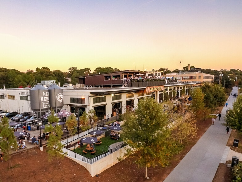 More Photos Of 550 Somerset Ter NE, Atlanta General Retail For Lease