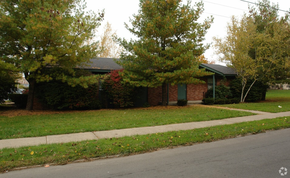More Photos Of 3 Parkside Ct, Utica Medical For Lease
