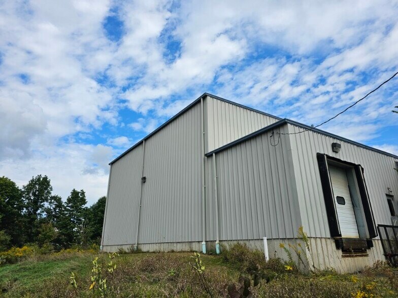 More Photos Of 5035 Route 60, Sinclairville Distribution For Sale