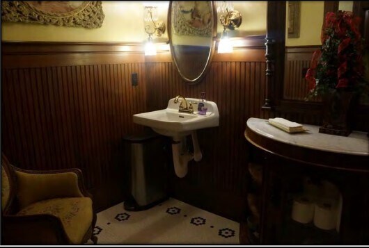 More Photos Of 1702 Commercial St, Steilacoom Office For Lease