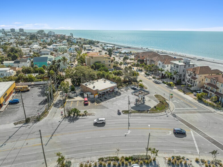 More Photos Of 9695 Gulf Blvd, Treasure Island Service Station For Sale