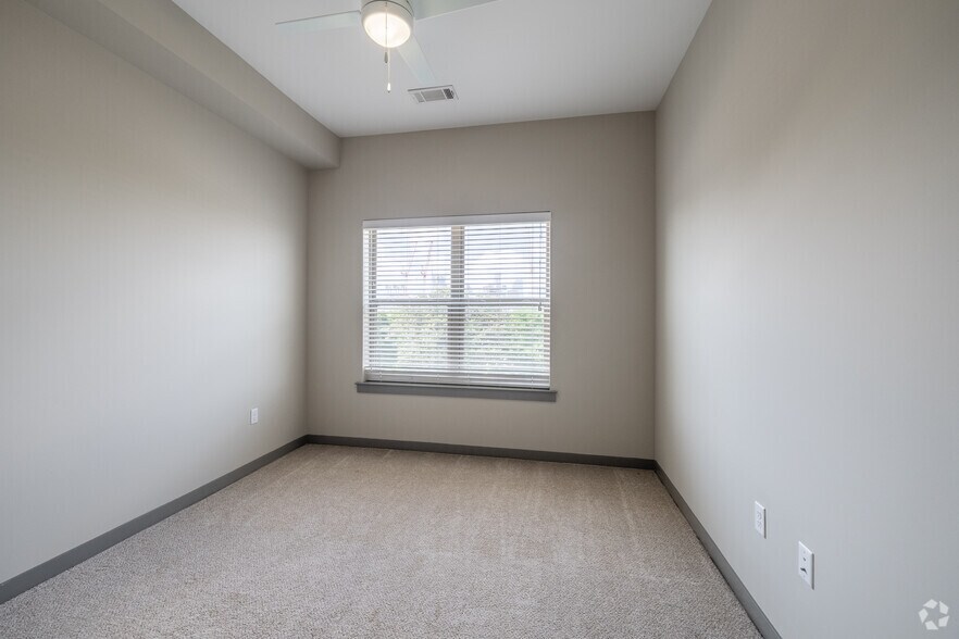 More Photos Of 120 S 5th St, Nashville Apartments For Lease