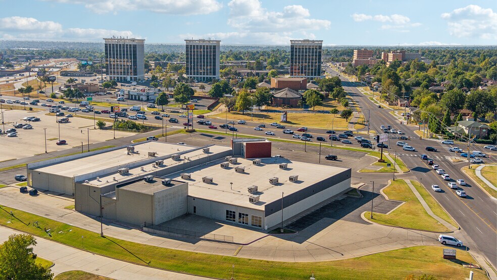 More Photos Of 3625-3651 NW Expressway St, Oklahoma City Unknown For Lease