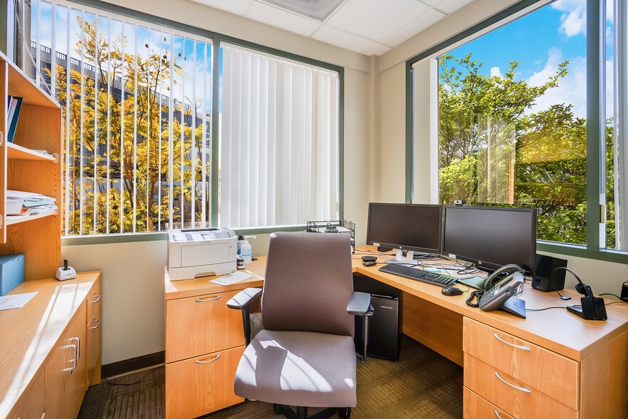 More Photos Of 36450 Inland Valley Dr, Wildomar Medical For Sale