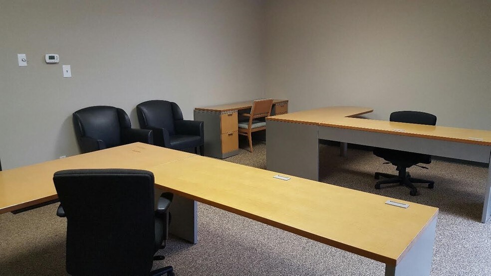 More Photos Of 430 Highway 6 S, Houston Medical For Lease