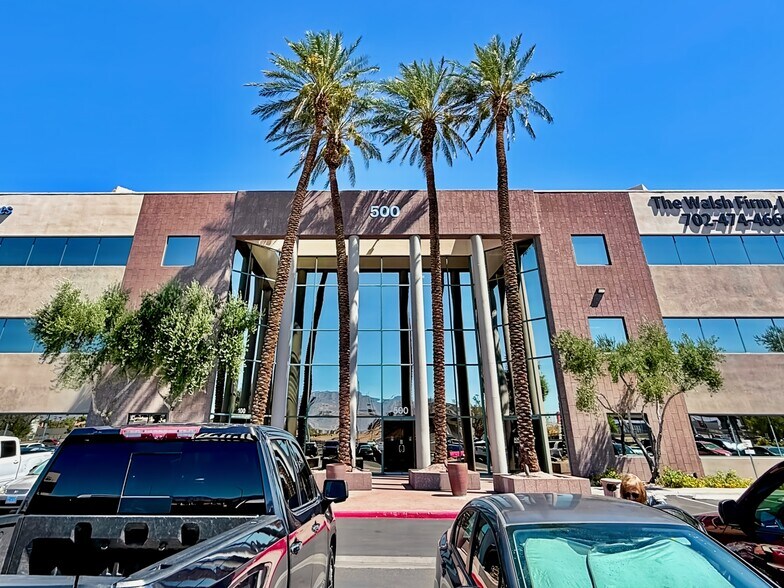 More Photos Of 500 N Rainbow Blvd, Las Vegas Coworking Space