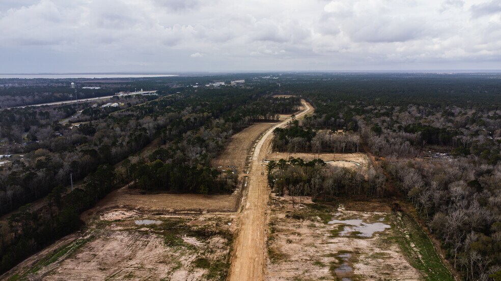 More Photos Of Highway 61, Hankamer Land For Sale