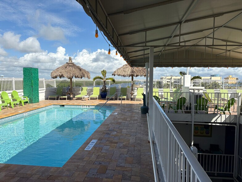 More Photos Of 1215 N Ocean Dr, Hollywood Hotel For Sale