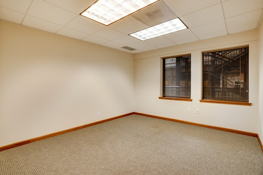 More Photos Of 705 S 9th St, Tacoma Office For Lease