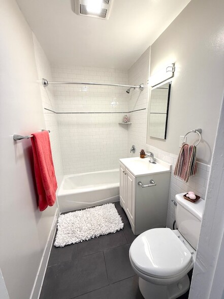 More Photos Of 518 E Washington Blvd, Pasadena Apartments For Sale