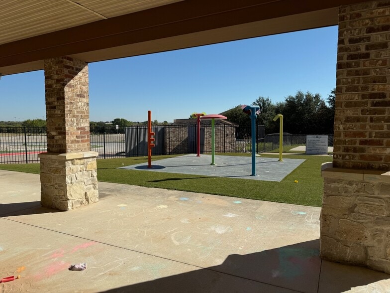 More Photos Of 7040 Independence Pky, Frisco Freestanding For Sale