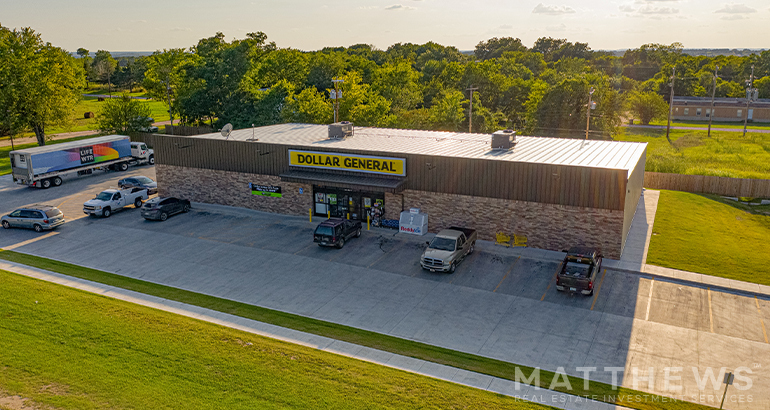 Primary Photo Of 241 N Main St, Jennings Freestanding For Sale