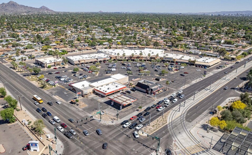 More Photos Of 8831-8901 N 19th Ave, Phoenix Unknown For Lease