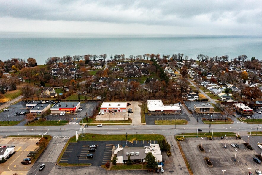 More Photos Of 4415 Liberty Ave, Vermilion General Retail For Sale