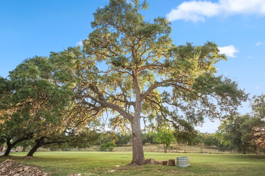 More Photos Of 319 Los Indios Ranch Rd, Boerne Specialty For Sale
