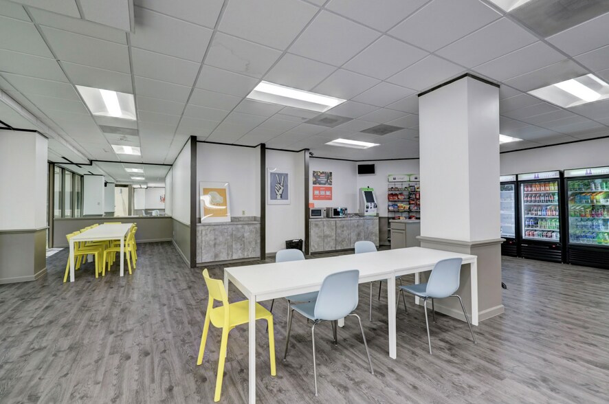 More Photos Of 2401 Fountain View Dr, Houston Office For Lease
