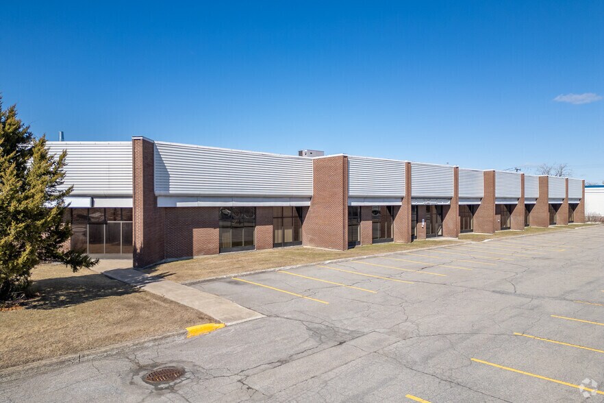 More Photos Of 1520-1660 Av 55E, Montréal Warehouse For Lease