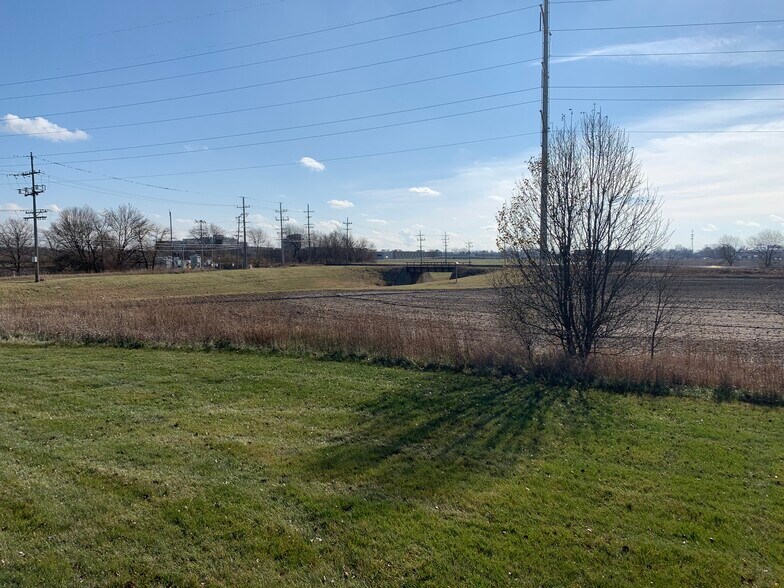More Photos Of 1 & 2 BOOMBAH Blvd, Yorkville Land For Sale