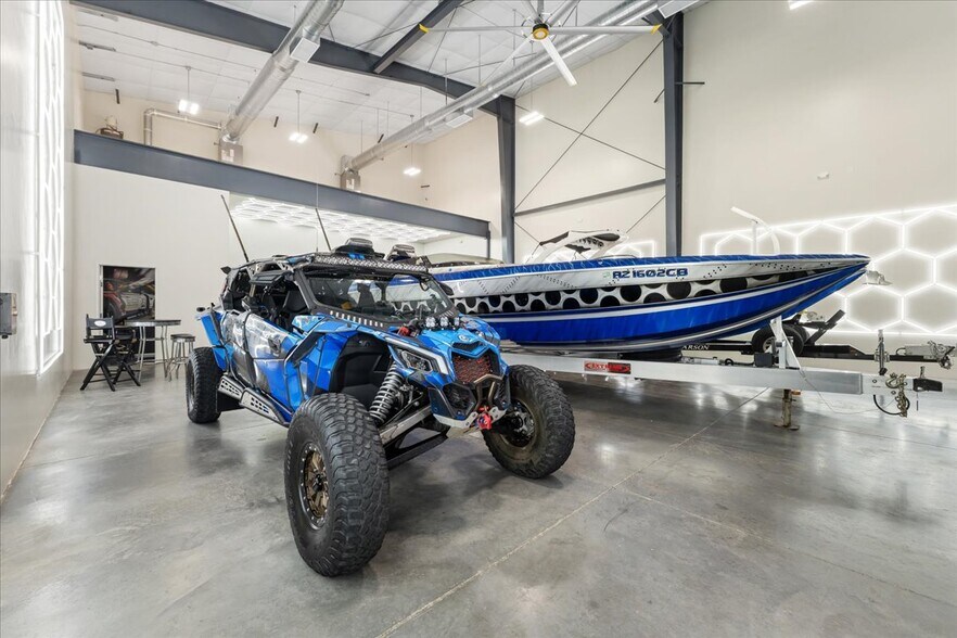 More Photos Of 3388 London Bridge rd, Lake Havasu City Industrial For Sale