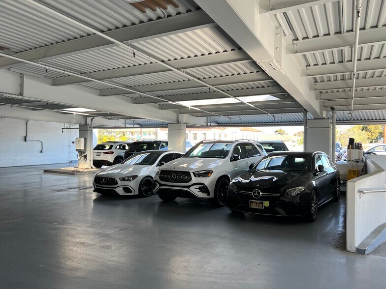 More Photos Of 498 Fremont St, Monterey Auto Dealership For Sale