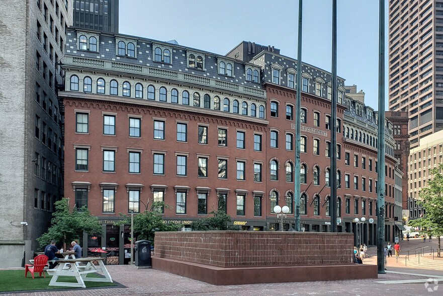 More Photos Of 100 City Hall Plz, Boston Office For Lease