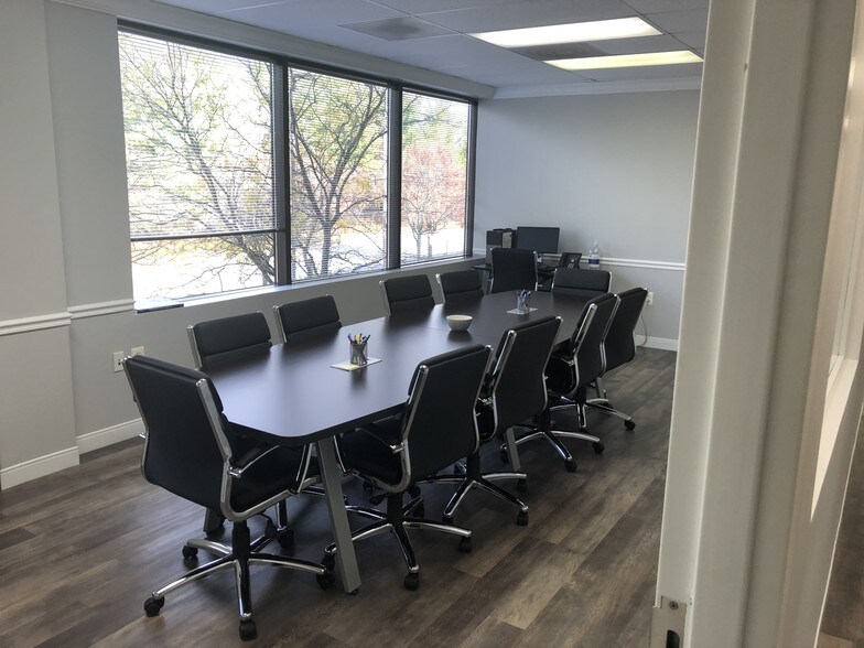 More Photos Of 25 Hooks Ln, Pikesville Office For Sale