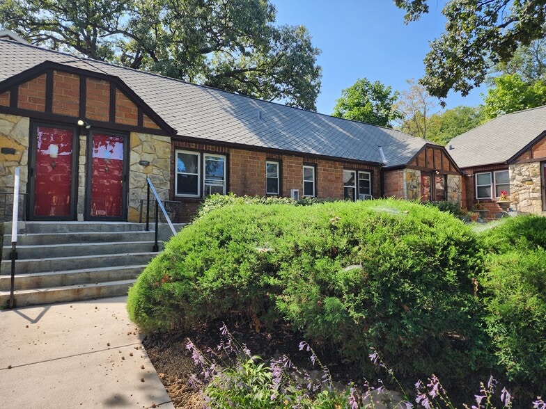 More Photos Of 816 N 36th St, Omaha Apartments For Sale