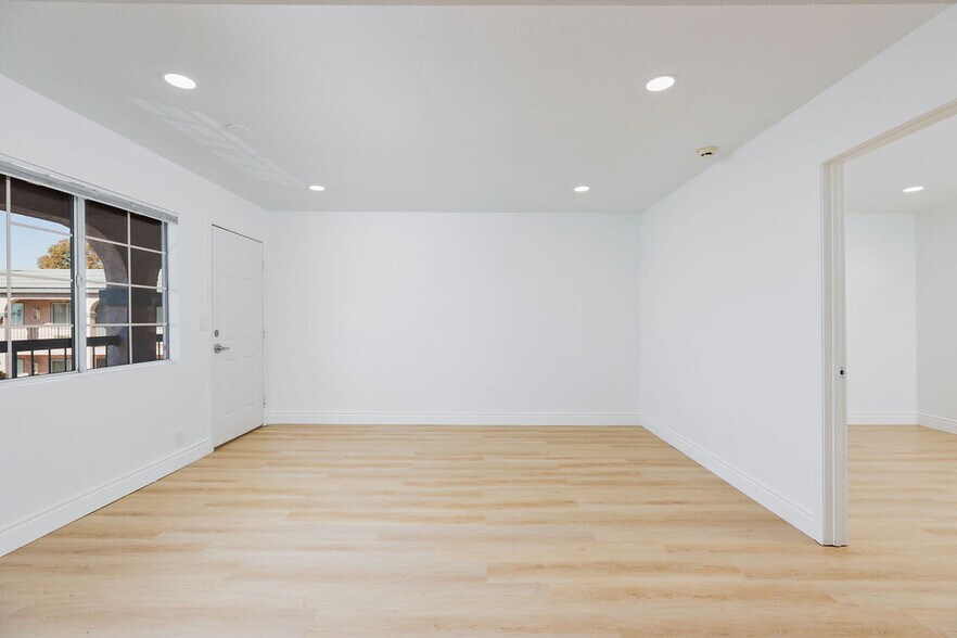 More Photos Of 4780 W Mission Blvd, Montclair Office Residential For Lease