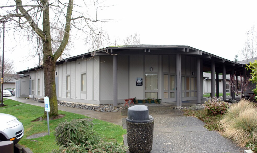More Photos Of 12911 120th Ave NE, Kirkland Medical For Lease