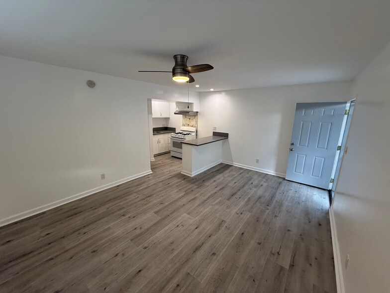 More Photos Of 17220 Grevillea Ave, Lawndale Apartments For Sale