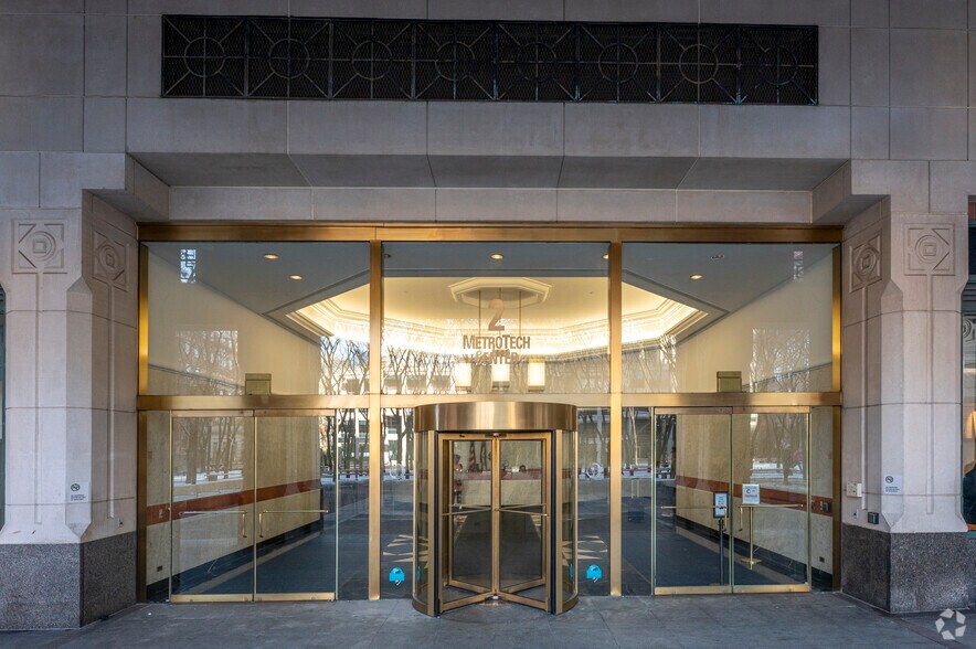 More Photos Of 100 Myrtle Ave, Brooklyn Office For Lease