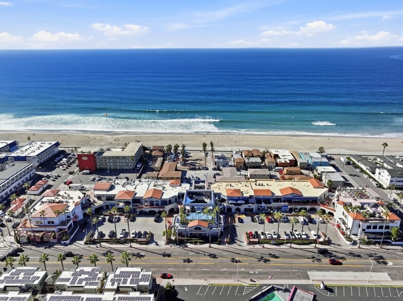 More Photos Of 4110-4190 Mission Blvd, San Diego Unknown For Lease