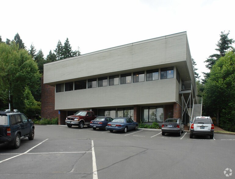 More Photos Of 4035 12th St SE, Salem Office For Lease