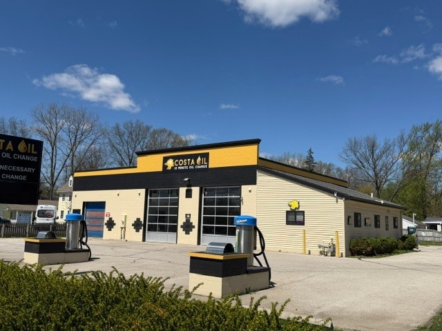 Primary Photo Of 4842 Dorr St, Toledo Carwash For Lease