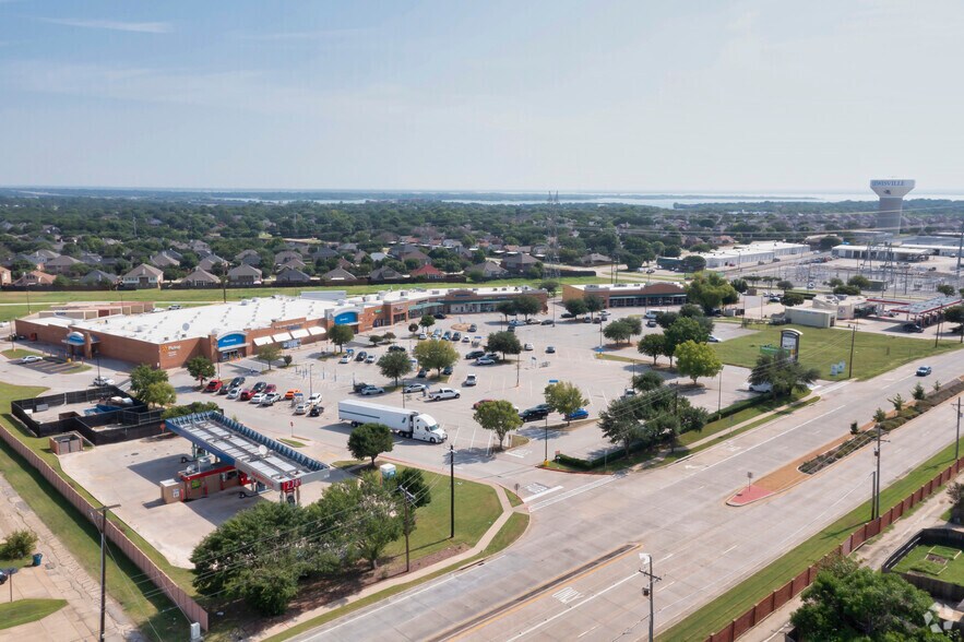 More Photos Of 1511 Justin Rd, Lewisville Unknown For Lease