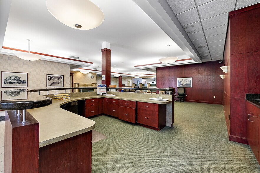More Photos Of 38880 Garfield Rd, Clinton Township Medical For Lease